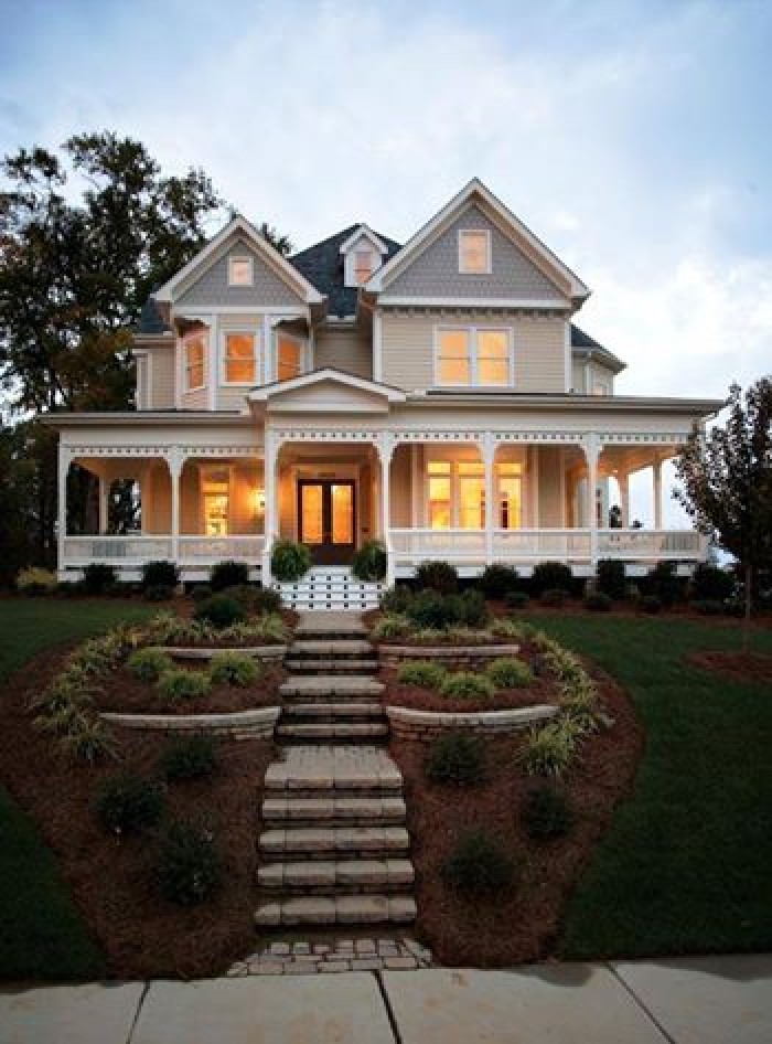 Beautiful Victorian House Design
